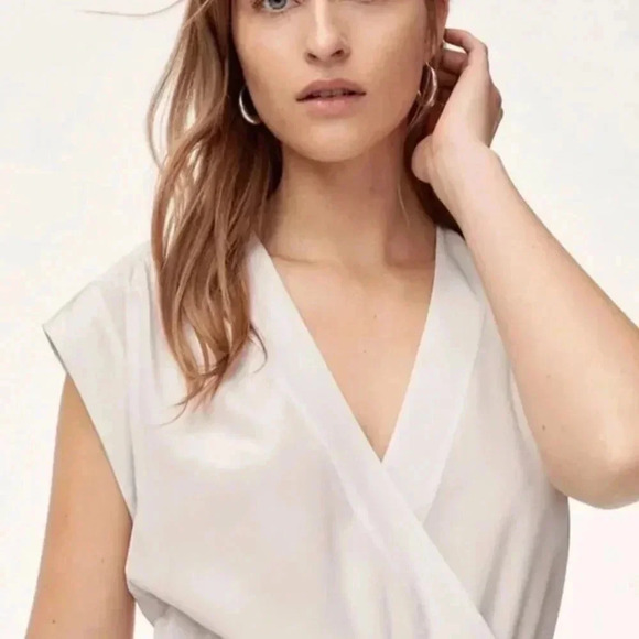 Aritzia White Romper Gray 100% Silk Romper Corbett Small - Picture 3 of 12